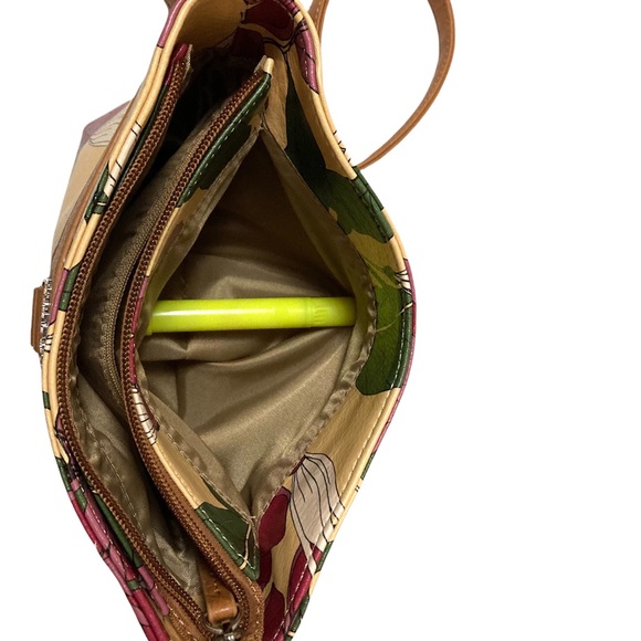 Koltov Daisy Crossbody Vegan Faux Leather Floral Print Purse - Picture 13 of 15